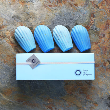 青い薔薇のマドレーヌ4個入り_プログレス_mini 青い薔薇のマドレーヌ4個入り_プログレス_mini